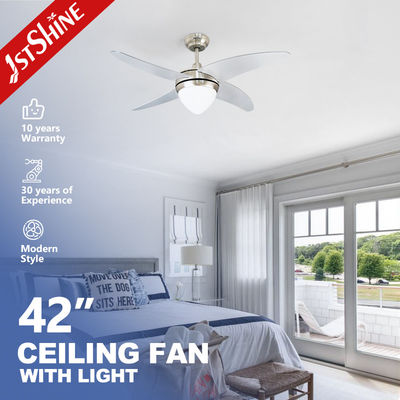 comprar 4 lâminas de MDF Ventilador de teto LED moderno Remote de mão para salas de estar Fabricação em linha