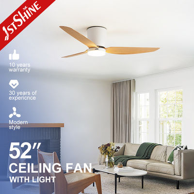 comprar Láminas de madeira leve Ventilador de tecto de plástico Controle remoto Flush Mount Quiet Dc Motor Fabricação em linha