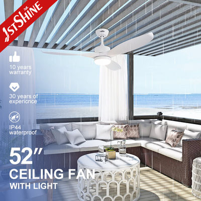 comprar Área úmida exterior Ventilador de teto LED de plástico com luz LED de 3 cores e função de memória Fabricação em linha