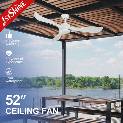 comprar Ventilador de teto de plástico preto de vento natural de RPM 52' para interior exterior Fabricação em linha