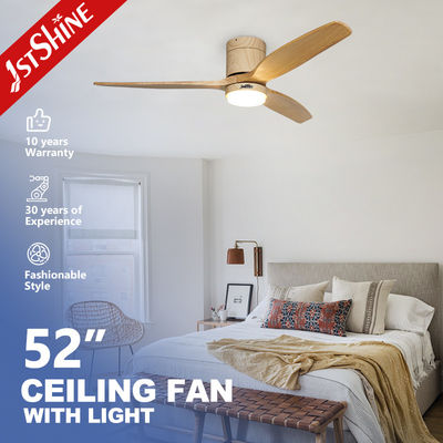 comprar Ventilador de teto de madeira de alta velocidade de 52 polegadas com luz e tensão de entrada de 110-240V / 50Hz-60Hz Fabricação em linha
