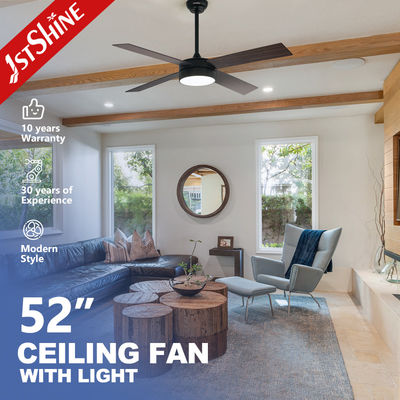 4* MDF Blades Dimmable LED Ceiling Fan com controle remoto e lâmpada sussurro-silencioso