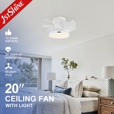 Bom preço Montar flush pequena luz LED ventilador de teto com motor DC silencioso decorativo on-line