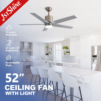 Satin Nickel Ventilador de teto LED moderno com 5 lâminas de MDF DC Motor Decorativo para casa