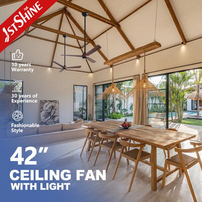 Ventilador de teto com motor DC de 42 polegadas com holofote LED e 6 opções de velocidade para espaços de jantar e comerciais