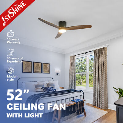 Bom preço Ventilador de teto de 52 polegadas com 3 lâminas de madeira maciça e luz LED integrada para espaços de vida modernos on-line